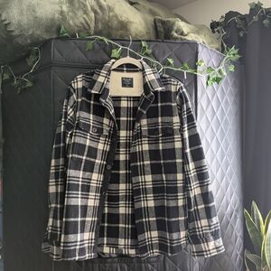 Abercrombie & Fitch black and white flannel